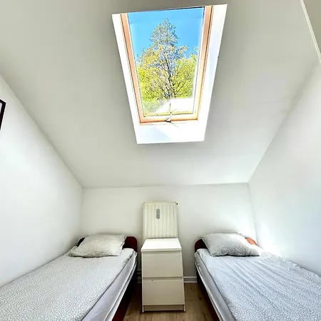 Leszczynki Iv * Gdynia